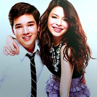 Miranda Cosgrove photo 19