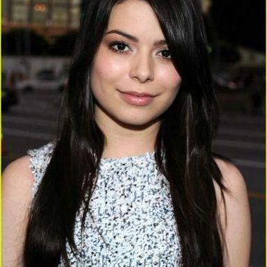 Miranda Cosgrove