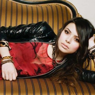 Miranda Cosgrove photo 35