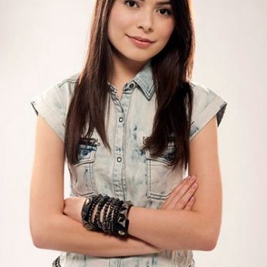 Miranda Cosgrove photo 73