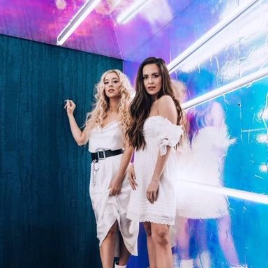 Megan And Liz photo 43