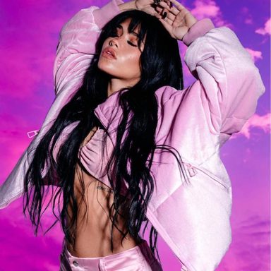 Nessa Barrett photo 31