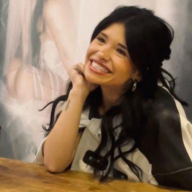 Nessa Barrett photo 16