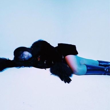 Nessa Barrett photo 34