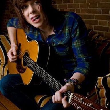 Never Shout Never photo 39