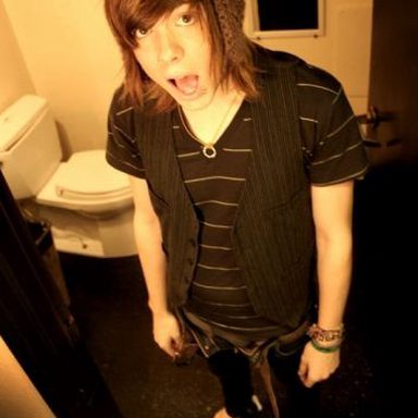 Never Shout Never photo 70