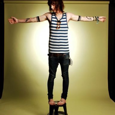 Never Shout Never photo 83