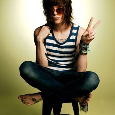 Never Shout Never photo 52