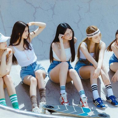 NewJeans photo 113