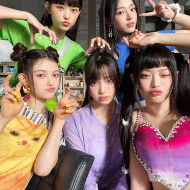 NewJeans photo 47