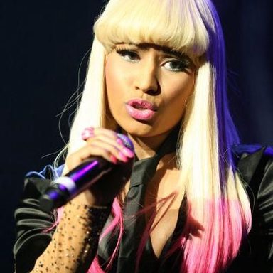Nicki Minaj photo 30
