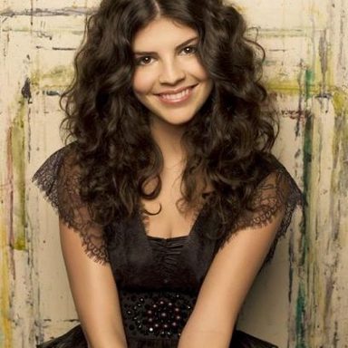 Nikki Yanofsky