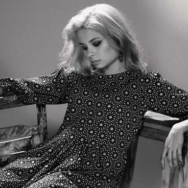 Nina Nesbitt photo 12