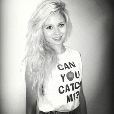 Nina Nesbitt photo 18