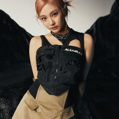 NINGNING (aespa) photo 21