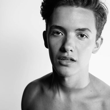 Noah Urrea photo 28