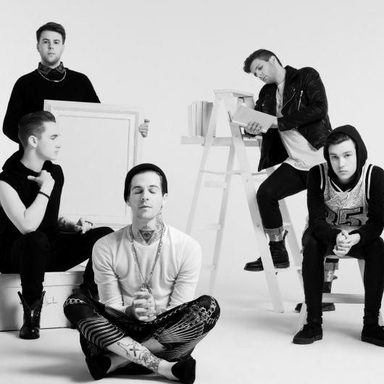 The Neighbourhood photo 18