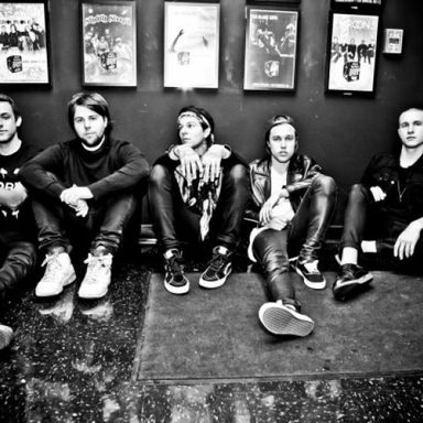 The Neighbourhood photo 45