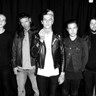 The Neighbourhood photo 43