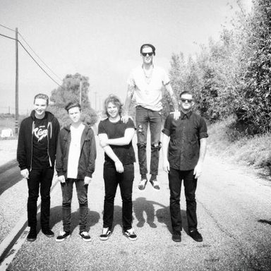 The Neighbourhood photo 11