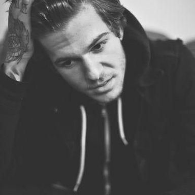 The Neighbourhood photo 23