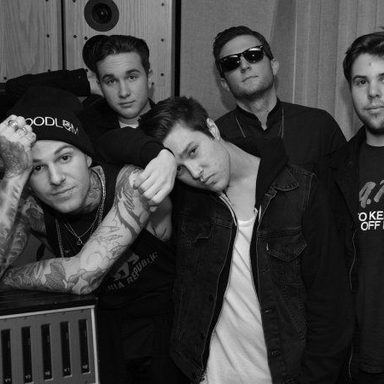 The Neighbourhood photo 51