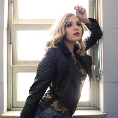 Natasha Leáh photo 12