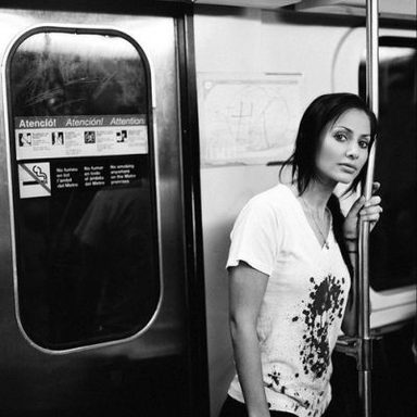 Natalie Imbruglia photo 14