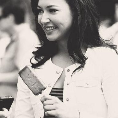Naya Rivera photo 9