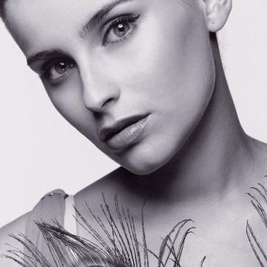 Nelly Furtado photo 22