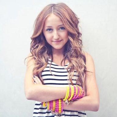 Noah Cyrus photo 34