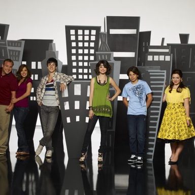 Os Feiticeiros de Waverly Place photo 13