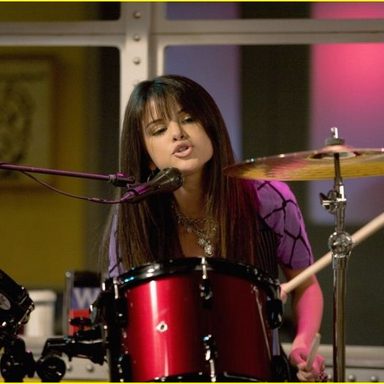 Os Feiticeiros de Waverly Place photo 11