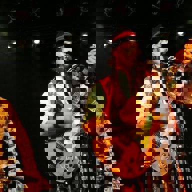 O Teatro Mágico photo 16