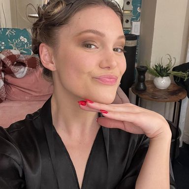 Olivia Holt photo 69