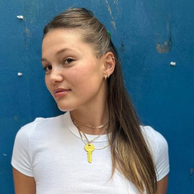 Olivia Holt photo 50