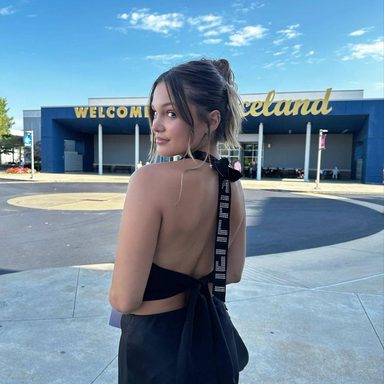 Olivia Holt photo 55