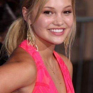 Olivia Holt photo 114
