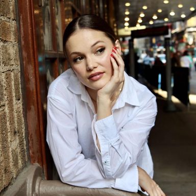 Olivia Holt photo 75