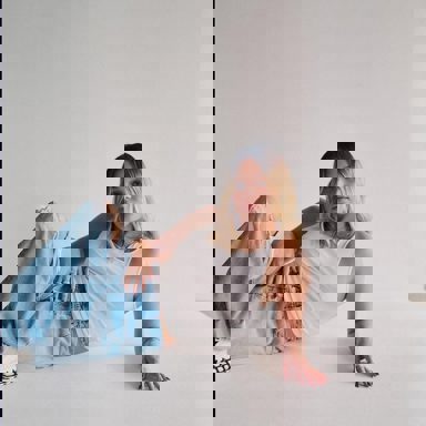 Olivia Holt photo 10