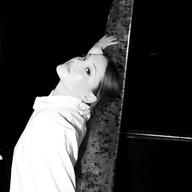 Olivia Holt photo 63