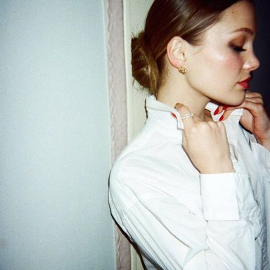 Olivia Holt photo 61