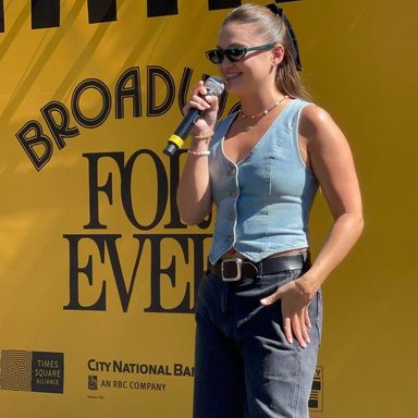 Olivia Holt photo 52