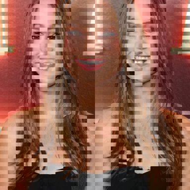 Olivia Holt photo 20