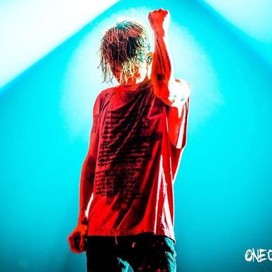 One Ok Rock photo 42