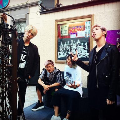 One Ok Rock photo 38