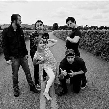 Paramore photo 300
