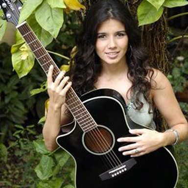 Paula Fernandes photo 104