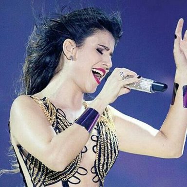 Paula Fernandes photo 41