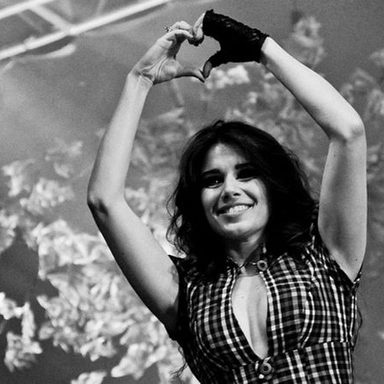 Paula Fernandes photo 62